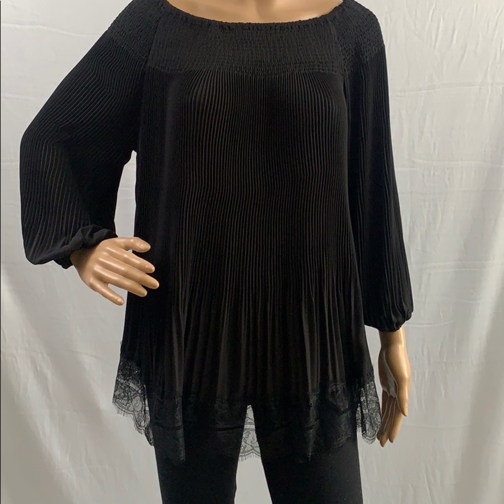 New. Alex marie loose black blouse